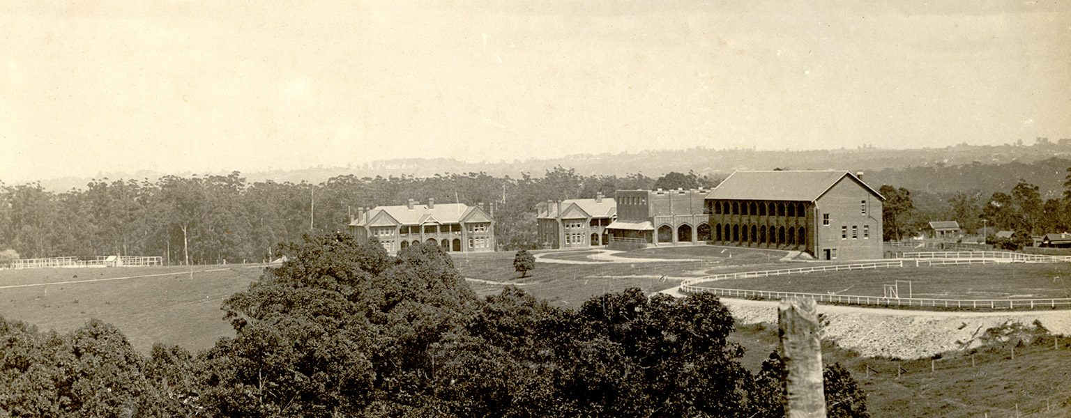 1916 - Presbyterian Ladies' College, Pymble